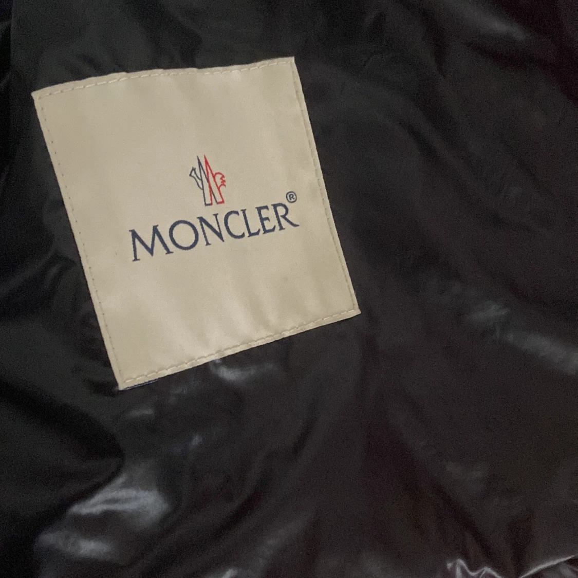 Svart dunväst från Moncler - 3