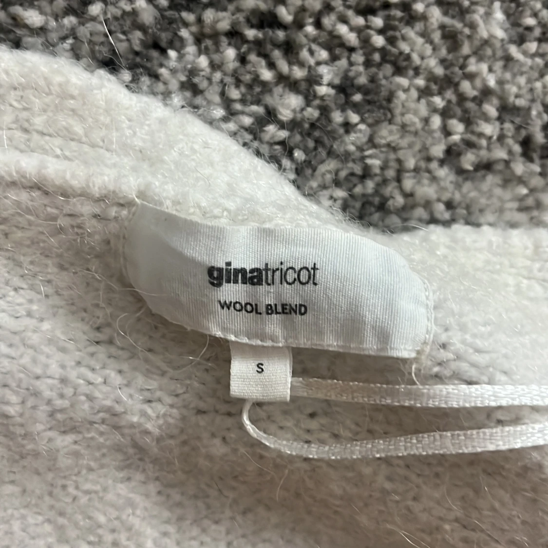 Vit kofta från Gina Tricot  - 1