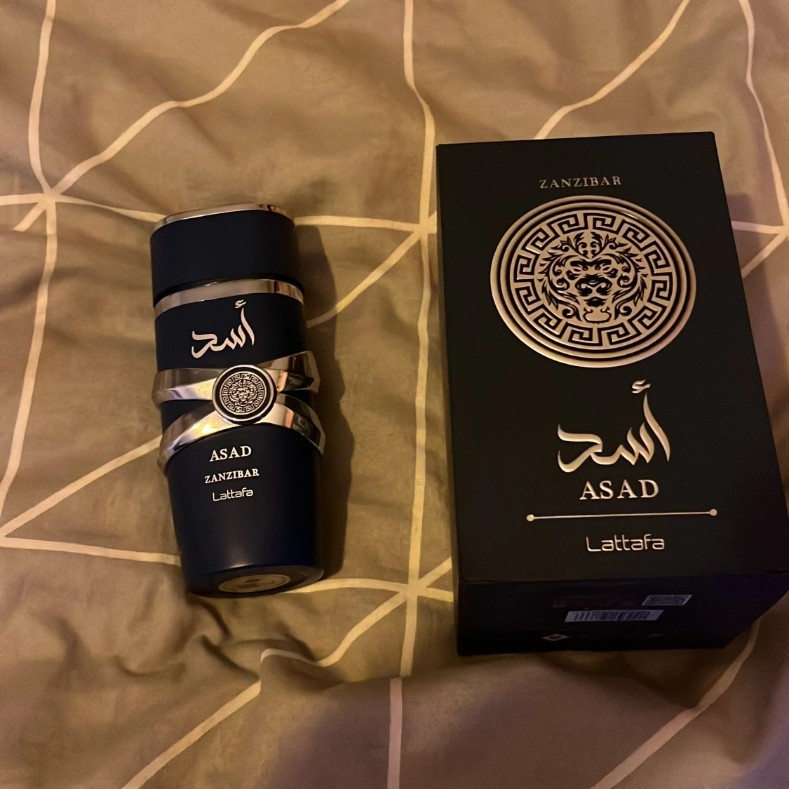 Asad Zanzibar parfym från Lattafa