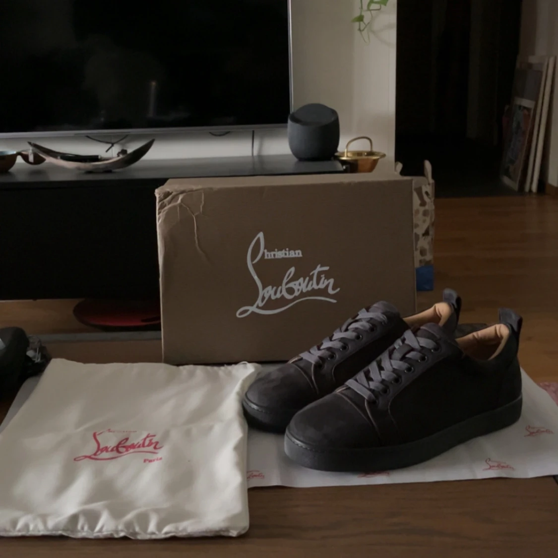Svarta sneakers från Christian Louboutin - 3