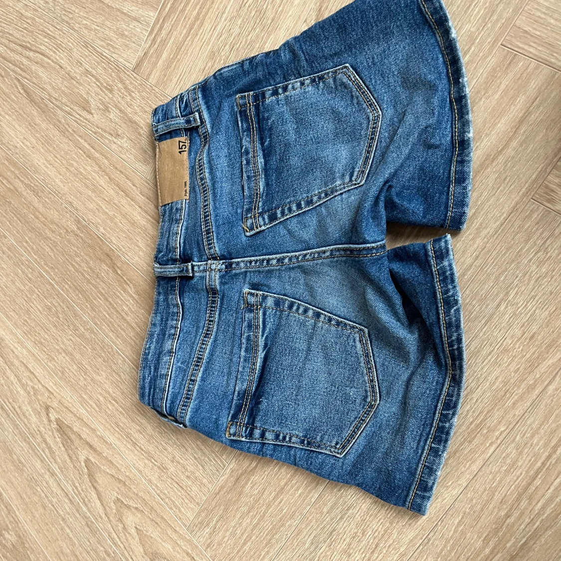 Blå jeansshorts från 157, stl 130 - 1