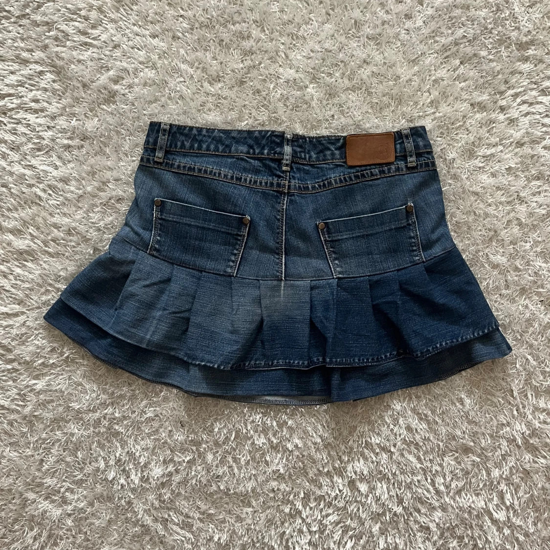 Mörkblå volang jeanskjol - 1