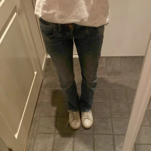 Ltb bootcut jeans - Snygga och populära ltb bootcut jeans i modellen Valerie! Köpta för 700 kr