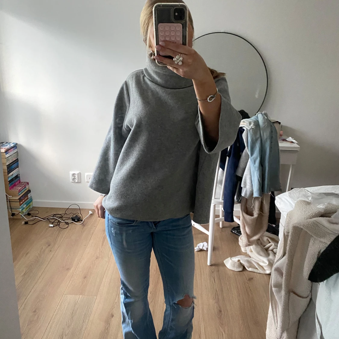 Grå polotröja