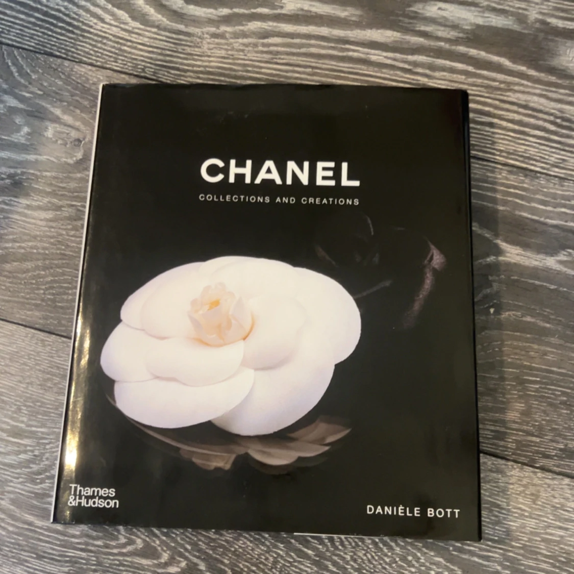 Chanel: Collections and Creations