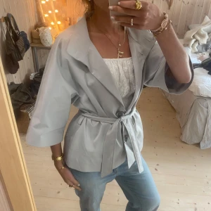 Kappa / jacka - SUPER snygg!! Trekvartsärmad ❣️❣️