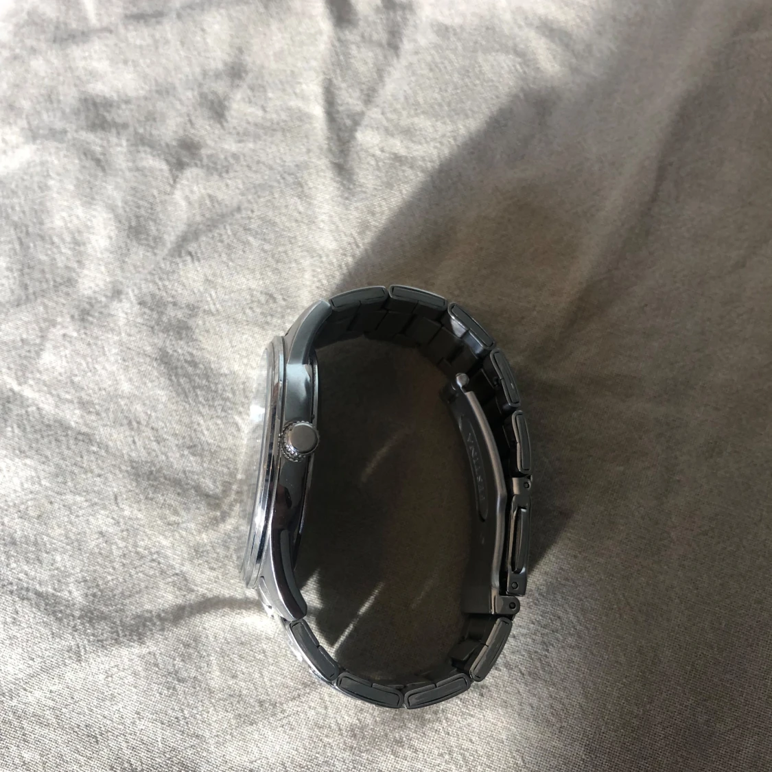 Silverfärgad klocka från Festina - 3