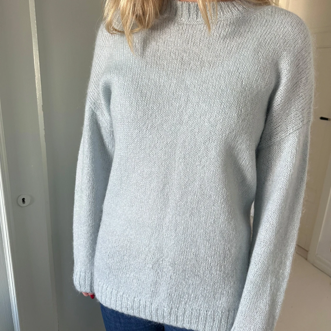 Ljusblå stickad tröja - 1