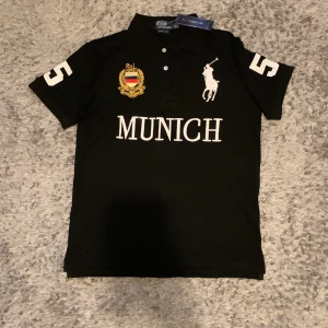 Cheif keef polo ralph lauren tröja MUNICH - Ralph lauren tröja, helt ny aldrig använd. Storlek M.            Rep