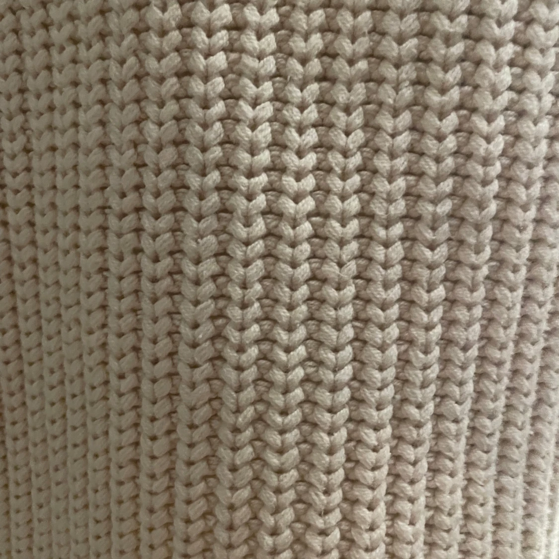 Beige stickad tröja - 2