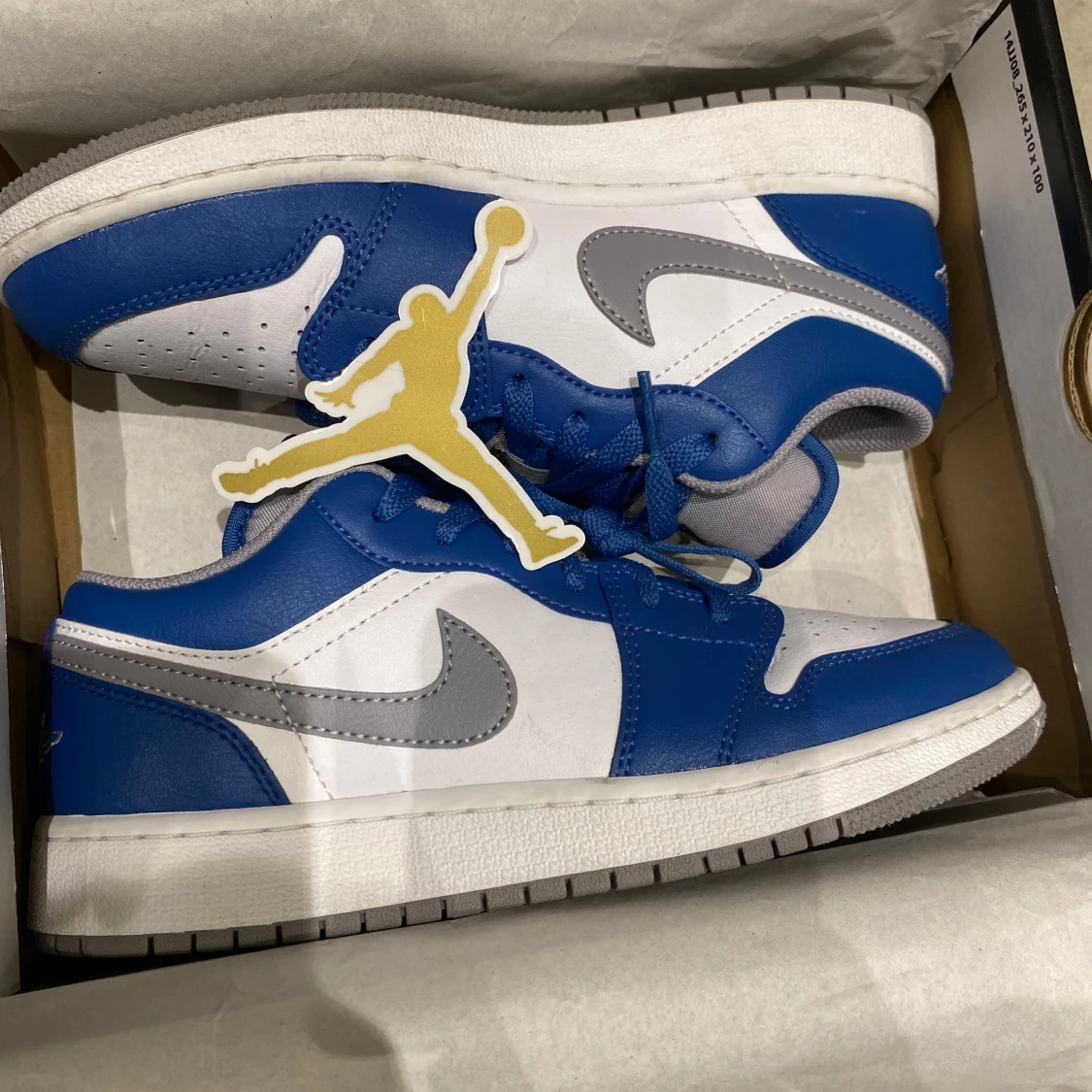  Jordans 1 low true blue  - 4