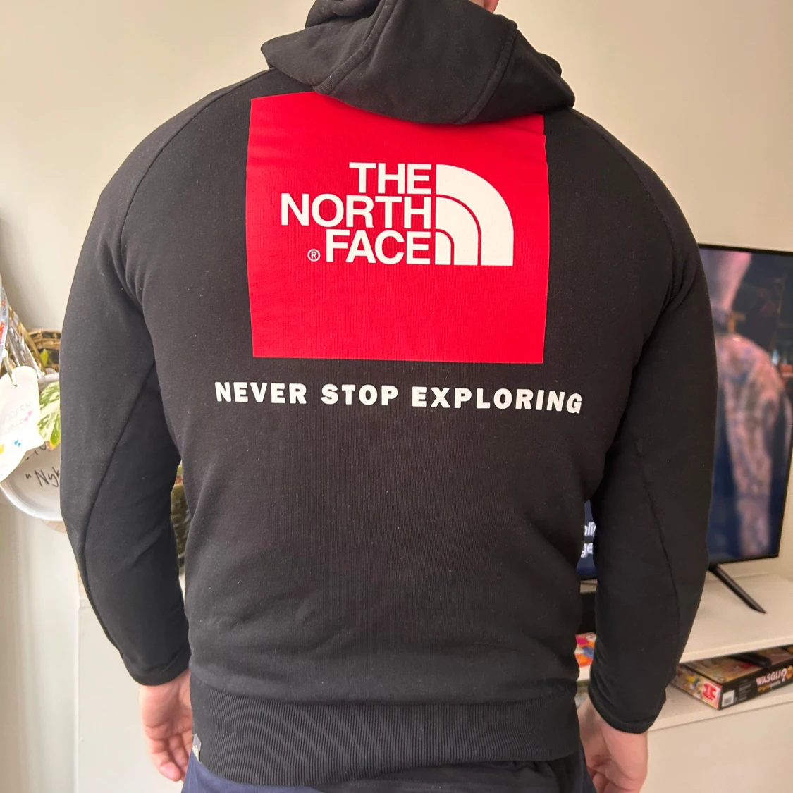 Svart hoodie från The North Face - 1