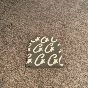 Cortez mössa - En varm cortez mössa perfekt för vintern eller våren och passar alla. Skriv gärna om ni har prisförslag👑