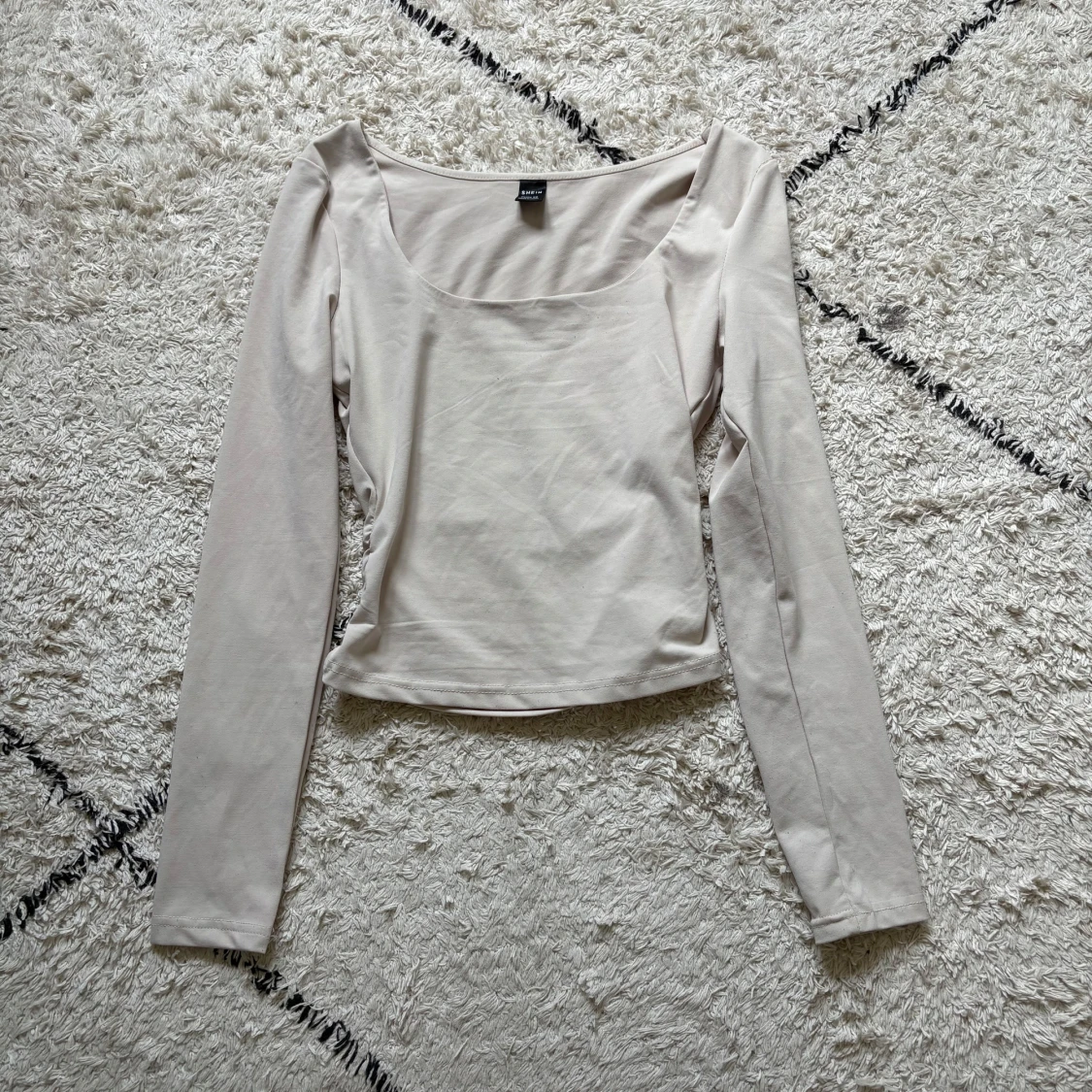 Beige långärmad topp från SHEIN