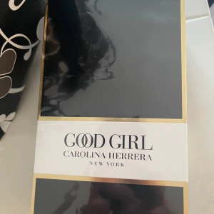 Good Girl parfym från Carolina Herrera - Good Girl från Carolina Herrera 80ml
