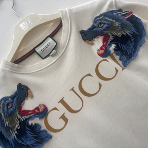 Gucci tröja - En äkta Gucci tröja. Helt ny. Storlek s. 