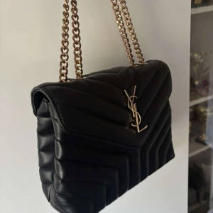Ysl lou lou bag - Pris går att diskutera 