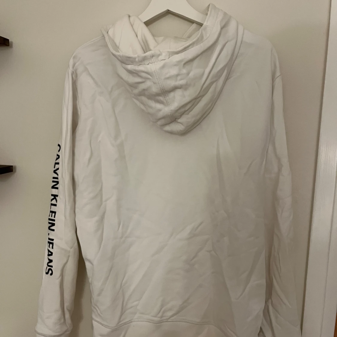 Vit hoodie från Calvin Klein Jeans - 1