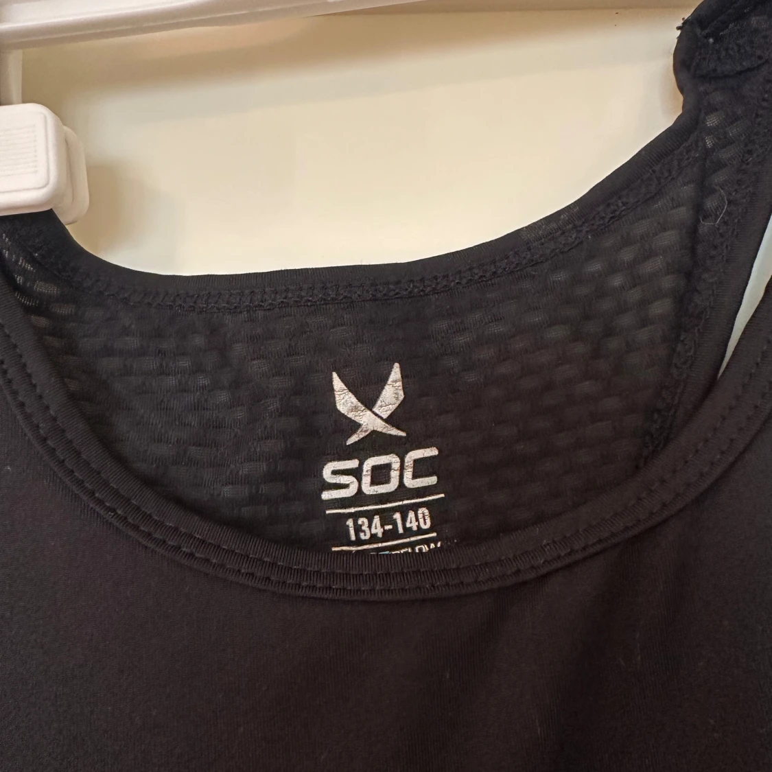 tränings linne från SOC - 2