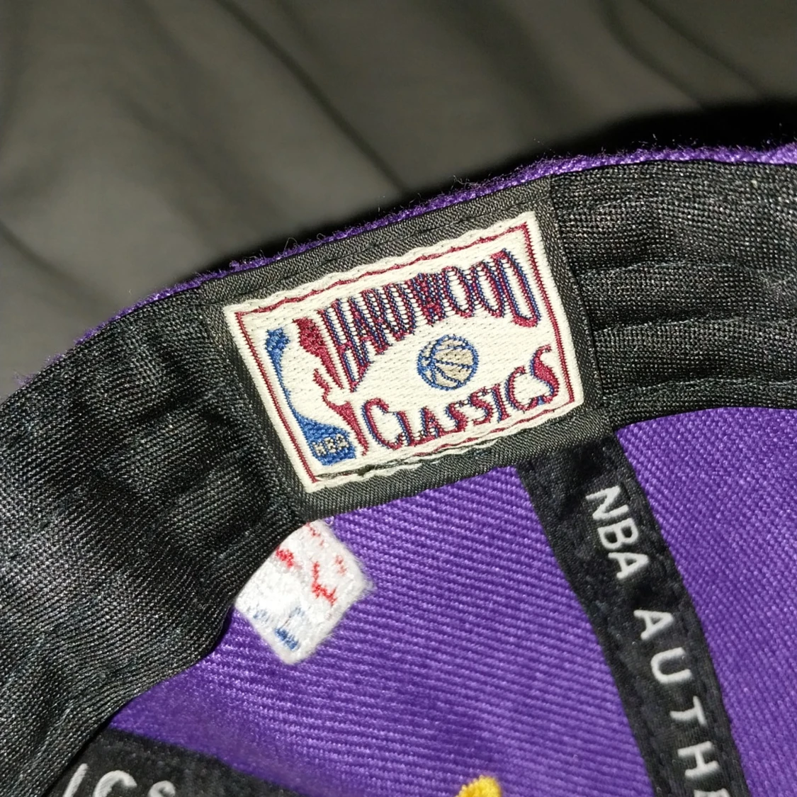 Lakers keps New Era  - 4