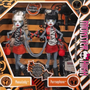 Monster High  - Creeproduktion,  purrsephone och meowlody 