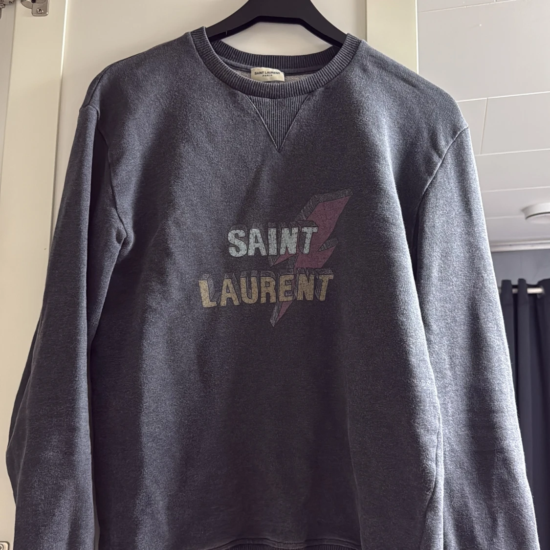 Grå Saint Laurent sweatshirt med tryck