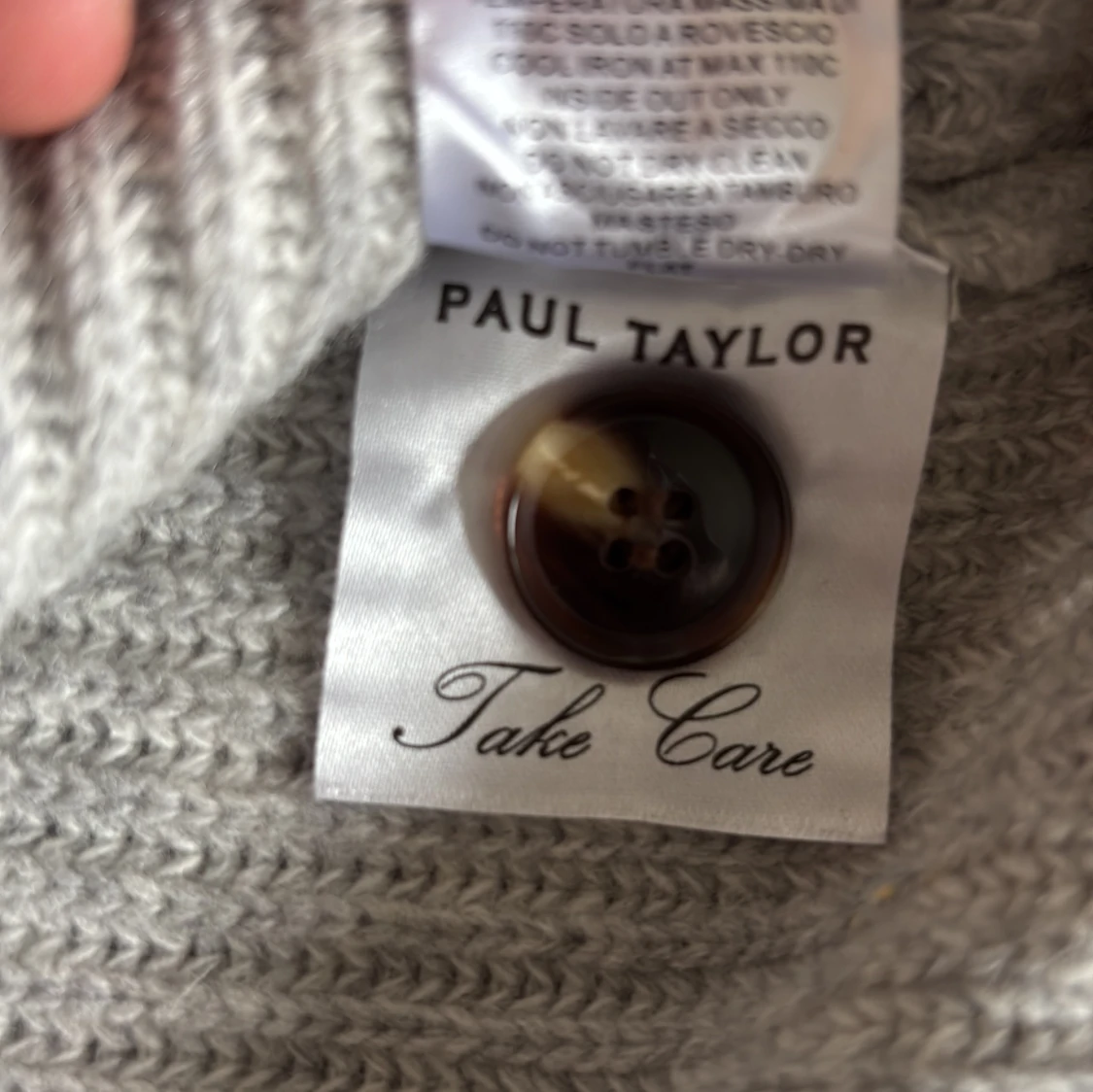 Ljusgrå cardigan jacka från Paul Taylor - 1