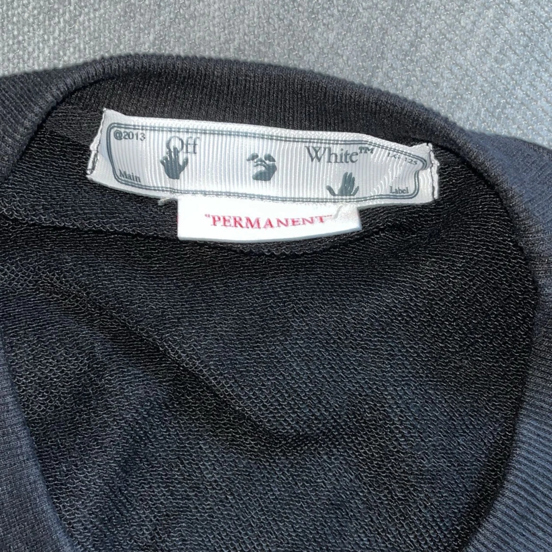 Svart sweatshirt från Off-White med tryck - 2