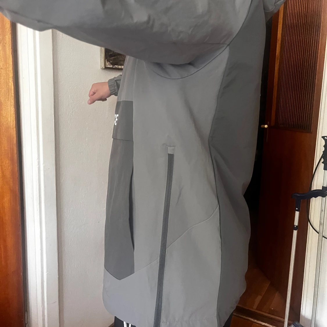 Grå vindjacka från The North Face - 3