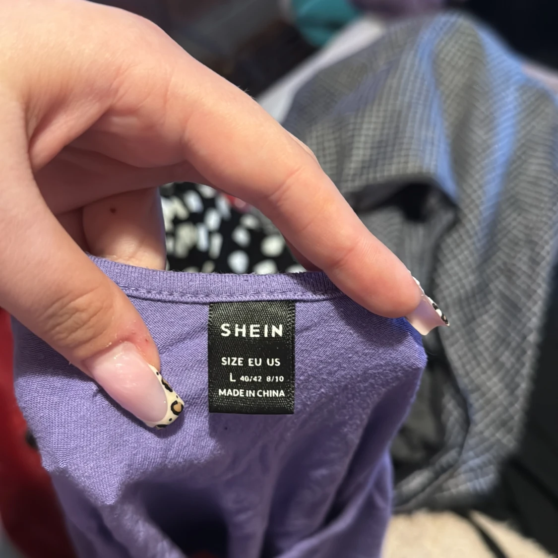 Lila croppad omlottopp från SHEIN - 2