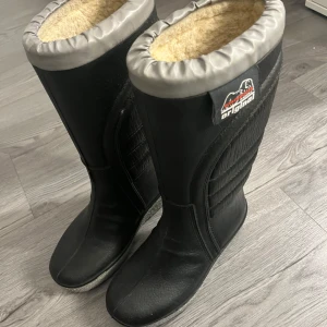 powerboots - helt nya!💓