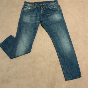 Dondup - Dondup jeans i bra skick 