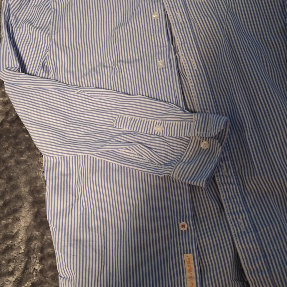 Blåvit randig skjorta från Holly & Whyte - 1