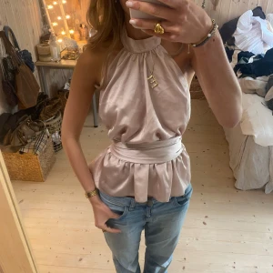 Satin topp - SUPER snygg topp!! 