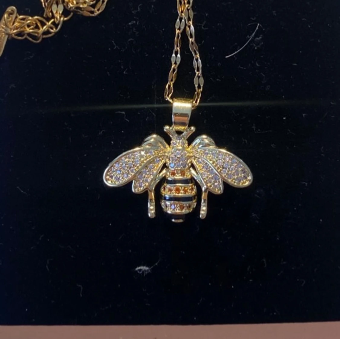 Halsband honungsbi - 1