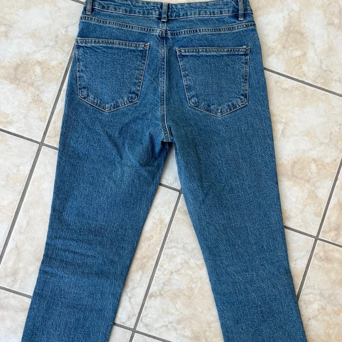 Blå raka jeans med hög midja - 2