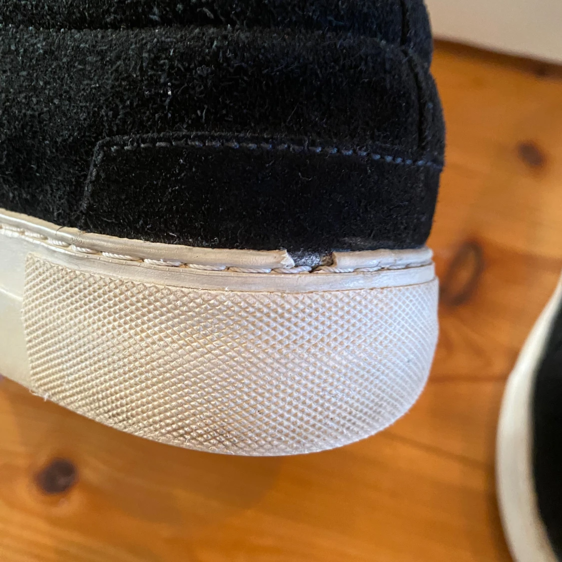 Svarta arigatos - 92