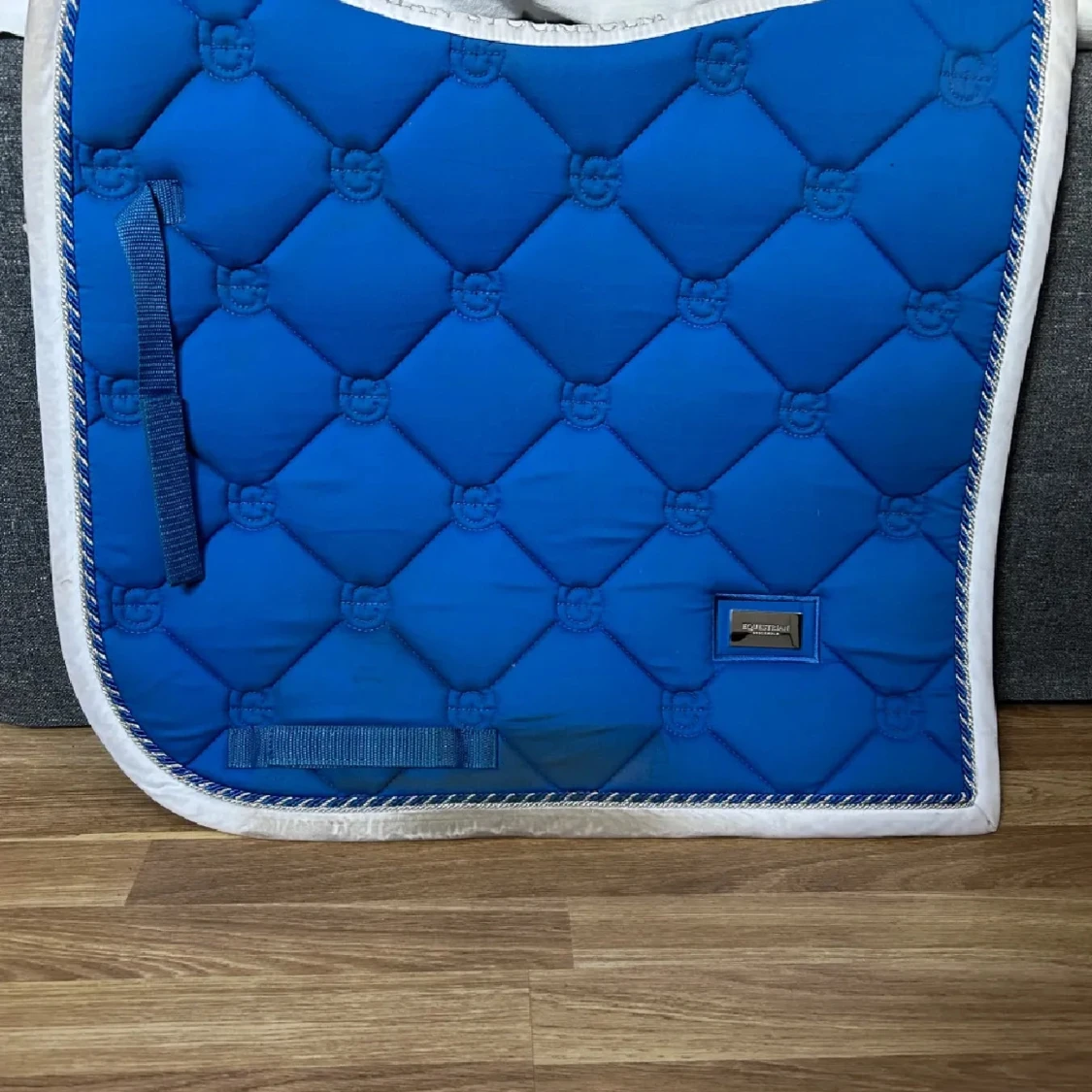 Equestrian Stockholm schabrak