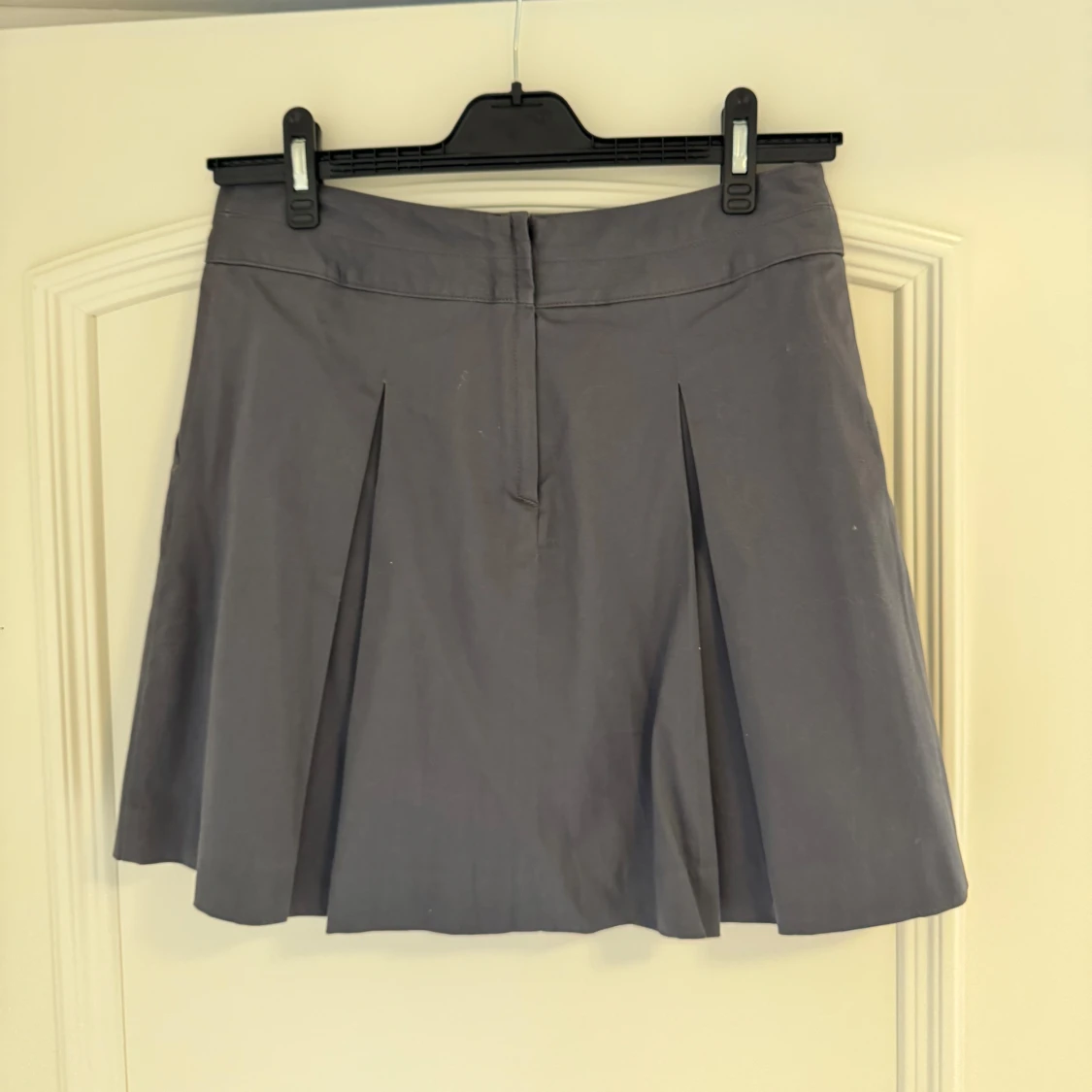 Grå kjol från H&M - 2