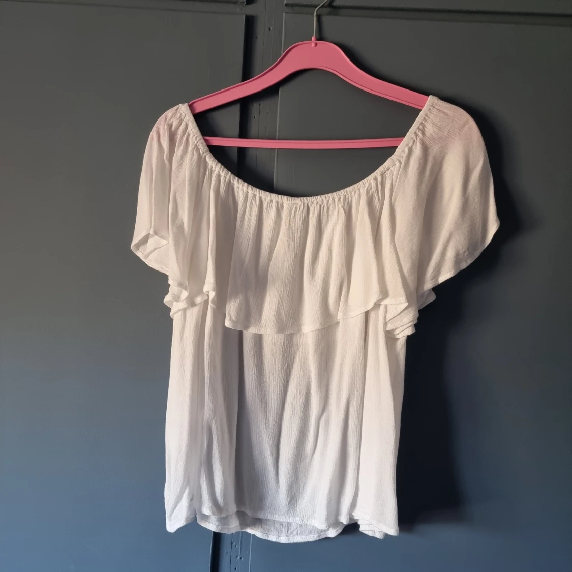 Vit offshoulder topp från NLY Trend - 1