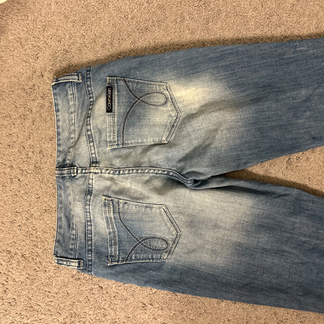 Lågmidjade jeans från Calvin Klein - 1