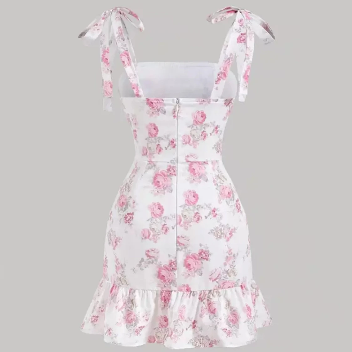 Blommig sommarklänning med volang från SHEIN - 4