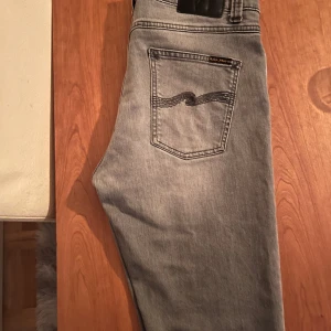 Nudie jeans - Lean dean W30 L32 9/10 skick