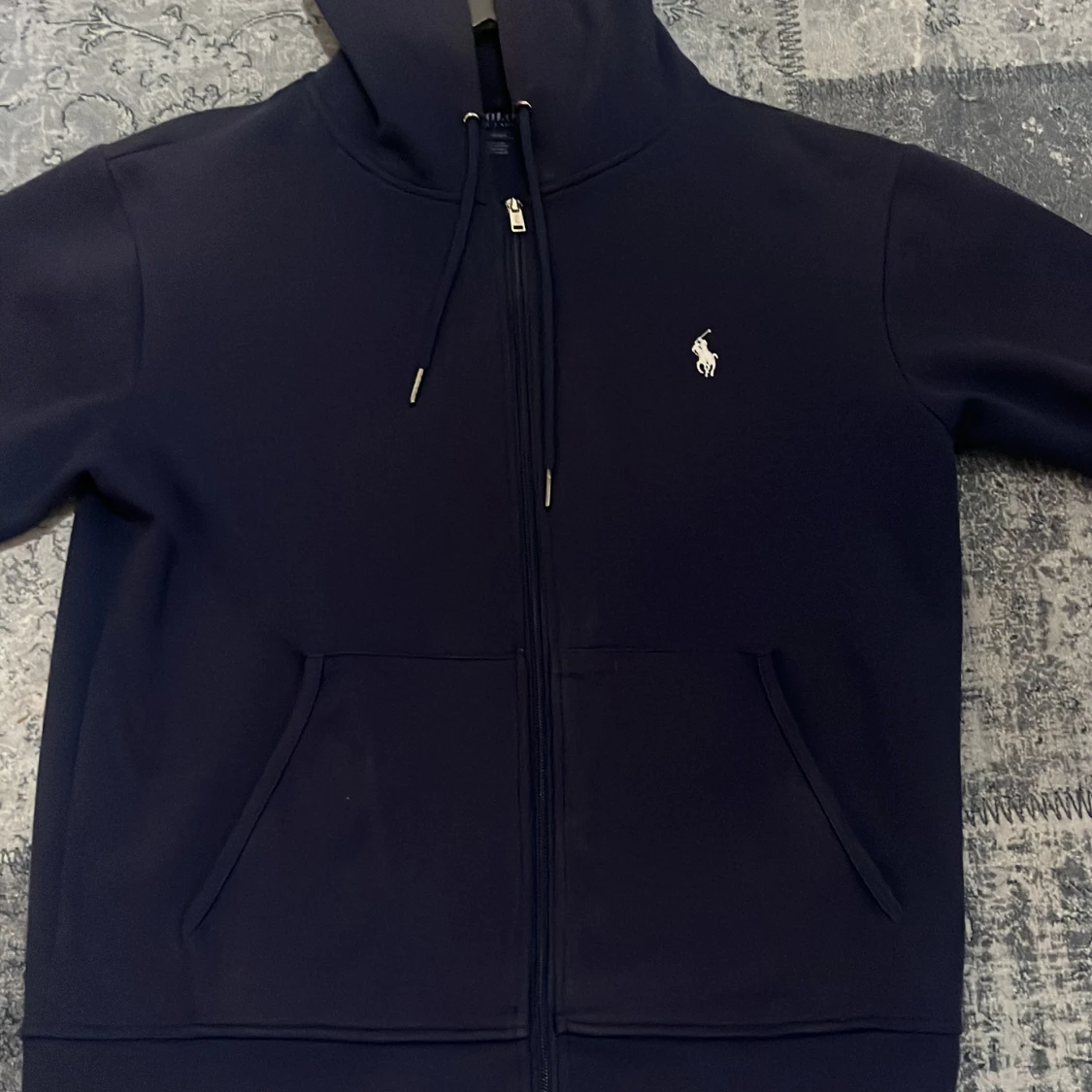 Mörkblå hoodie från Ralph Lauren