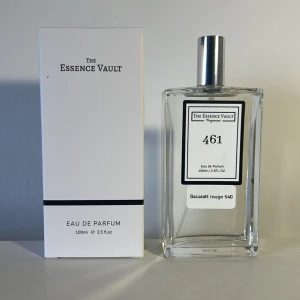 The essence vault 461 - The essence vault 461 100ml, denna är inspirerad av bacaratt rouge 540. Helt oanvänd. Säljer fler parfymer, kolla min profil.