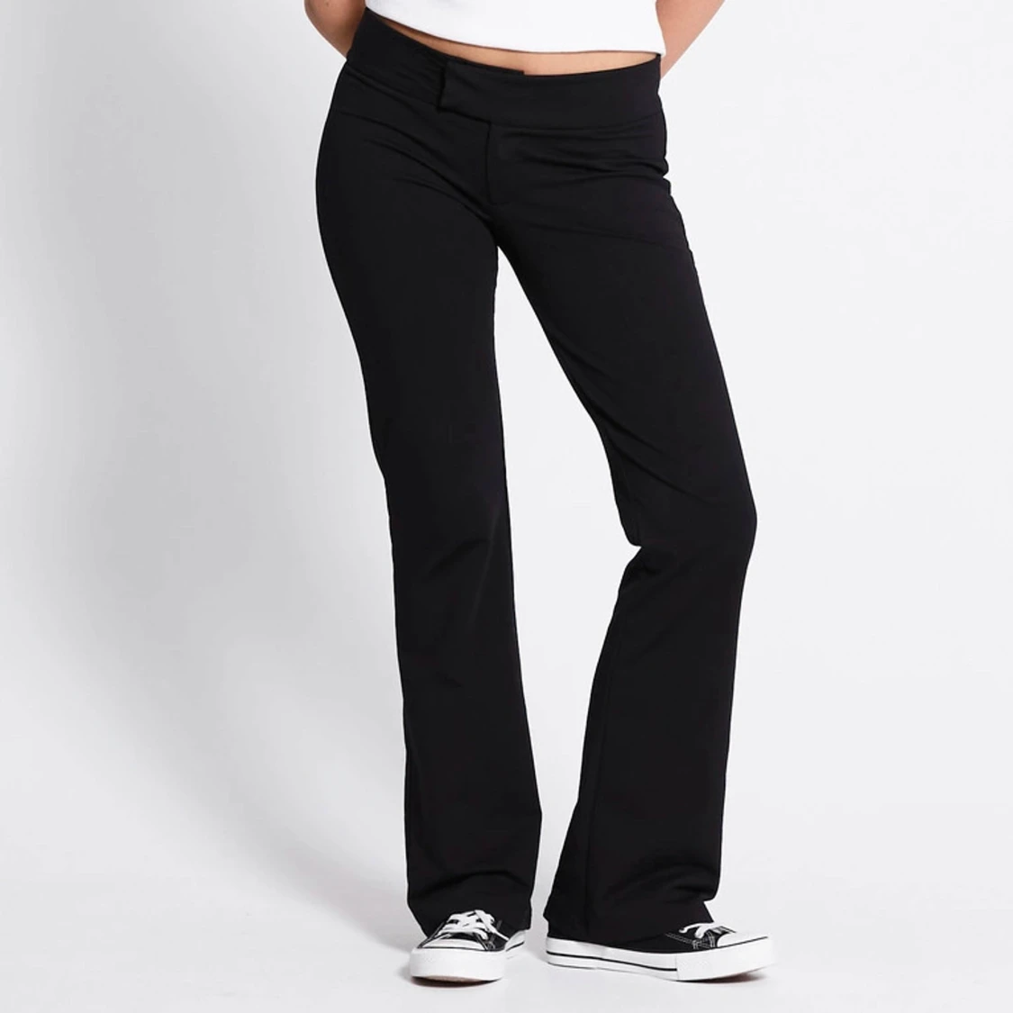 Svarta bootcut kostymbyxor