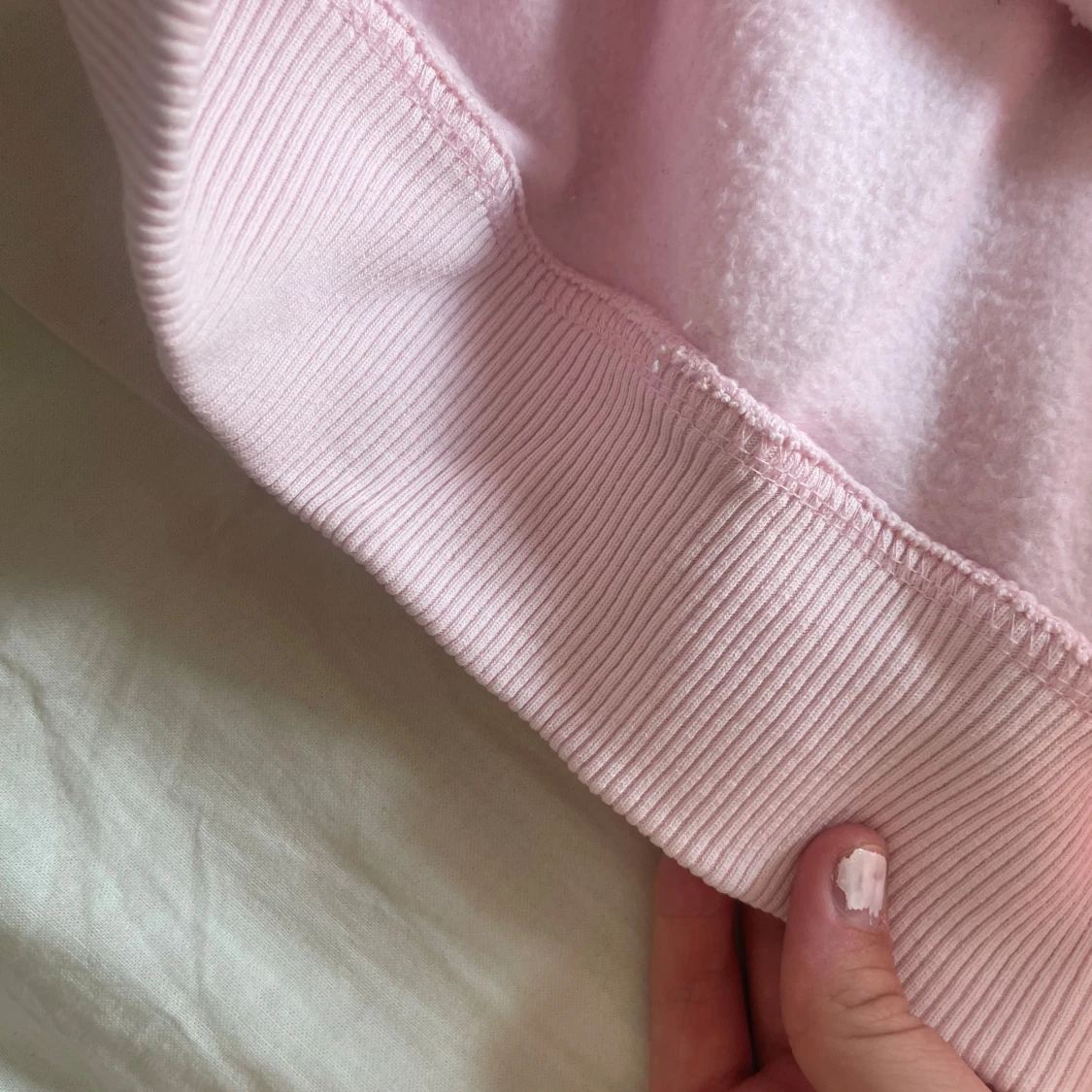 Ljusrosa hoodie  - 2