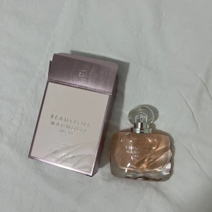 Beautiful magnolia parfume  - Beautiful magnolia parfym från estee lauder, helt ny och oanvänd 🙌🏼 köpt 2025-05-14