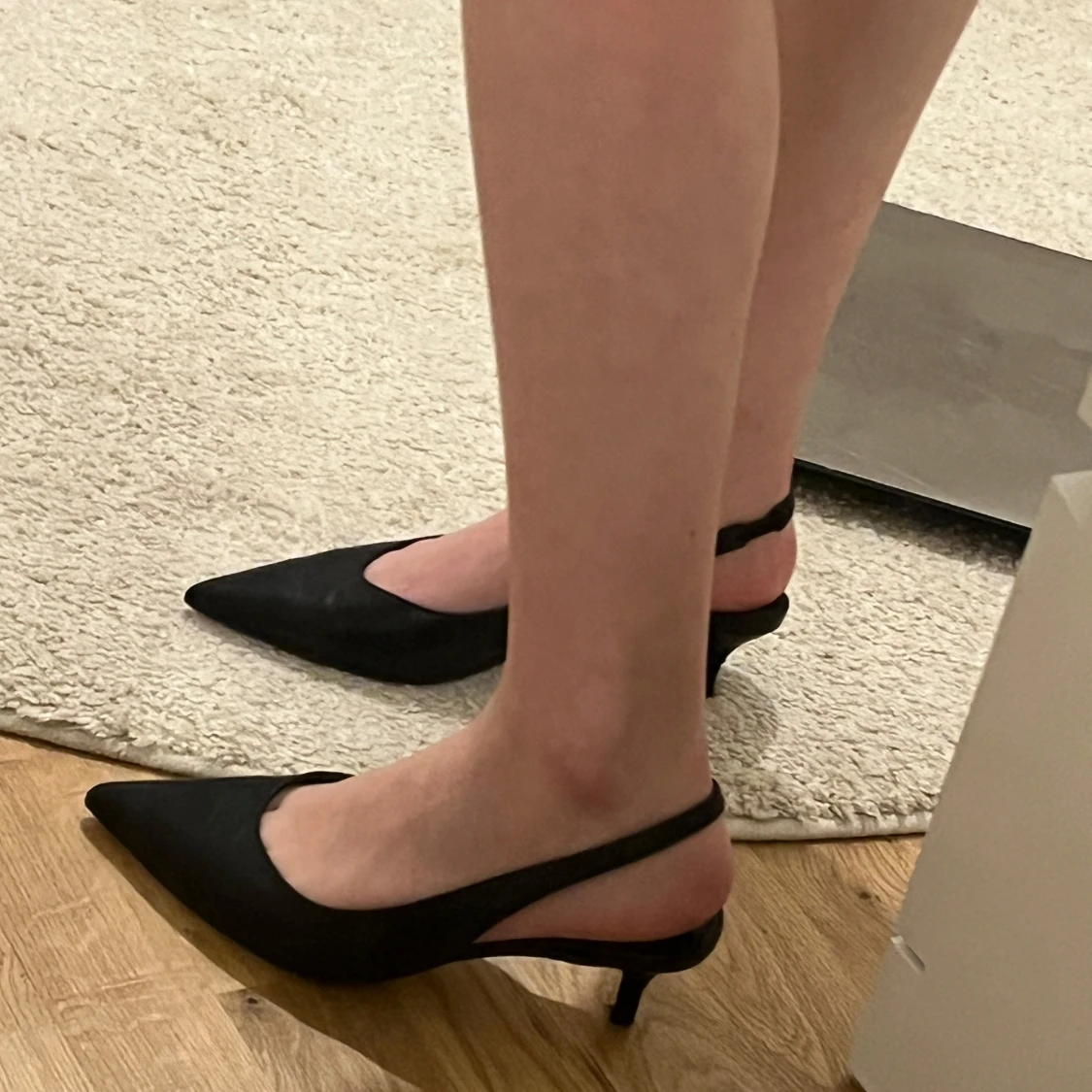 Zara svarta klackar  - 1