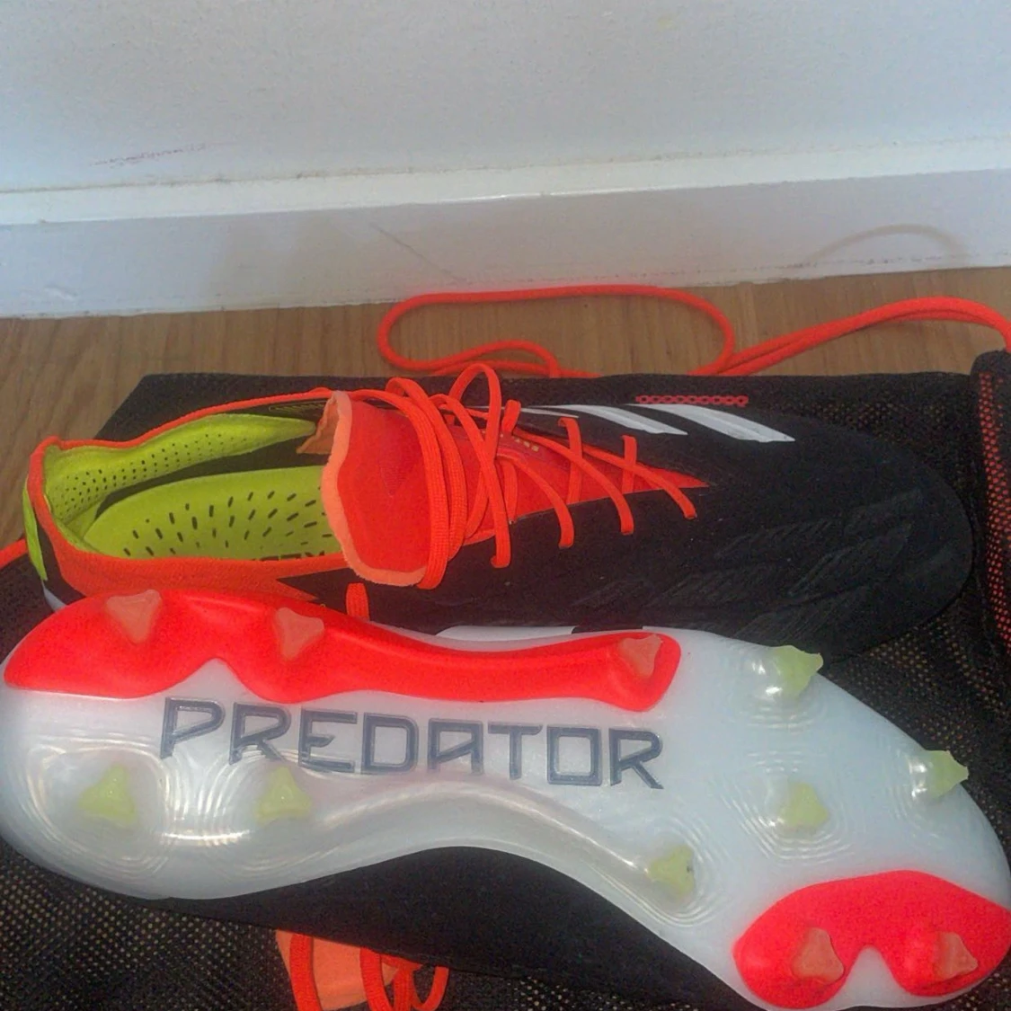 Adidas Predator fotbollsskor svart/röd - 3